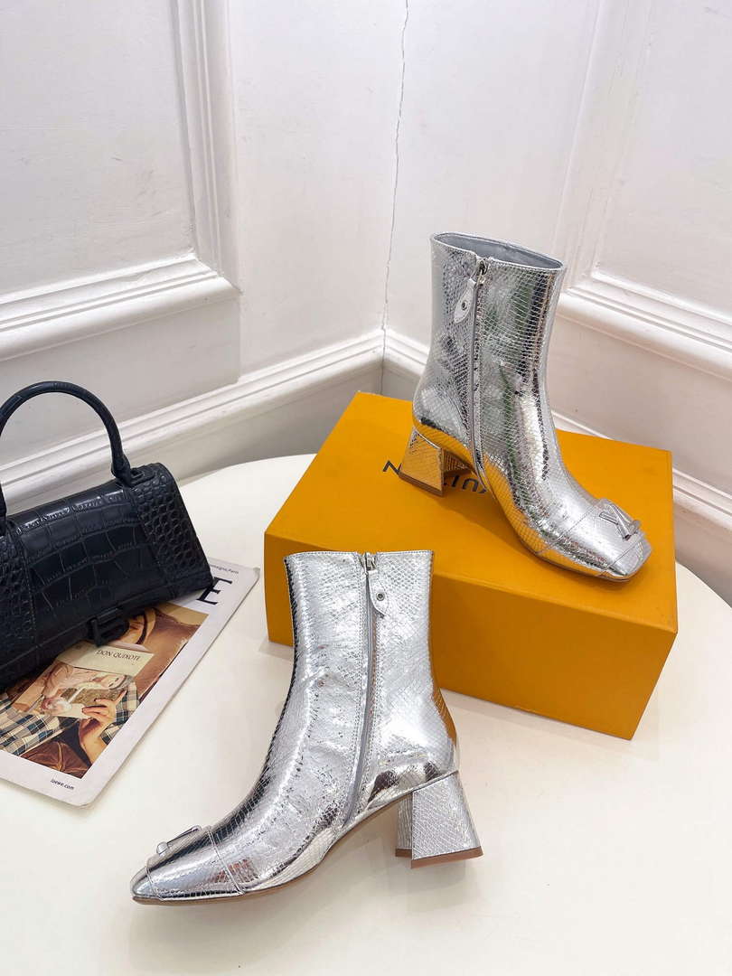 LV 1AB2GK Louis Vuitton Shake Ankle Boot L77536