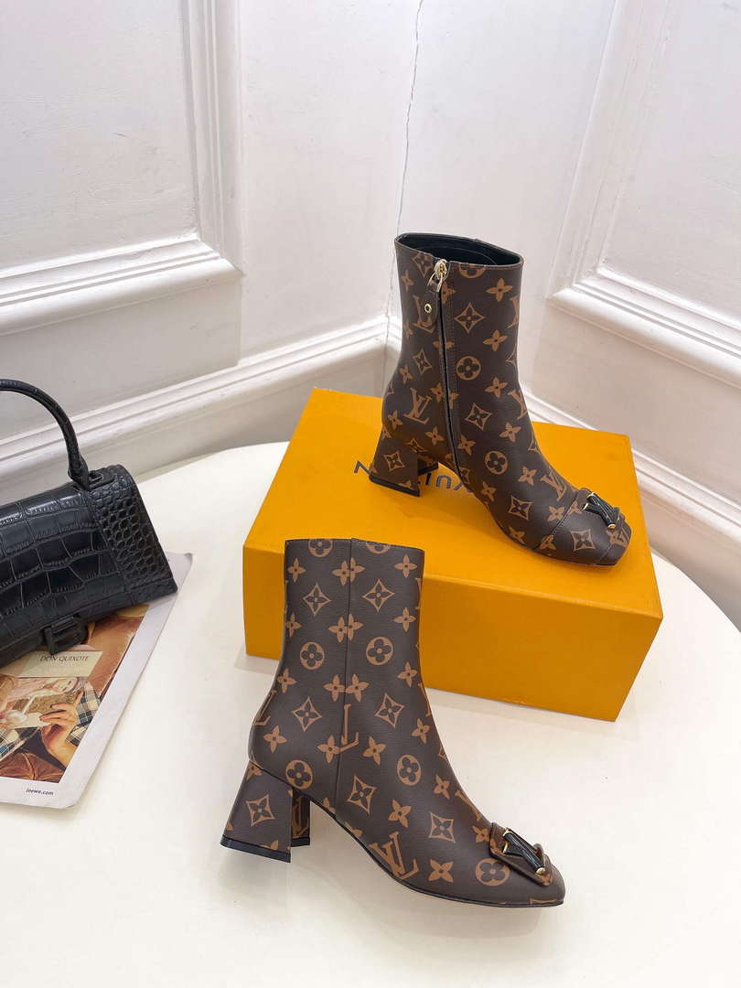 LV 1AB2GK Louis Vuitton Shake Ankle Boot L77537