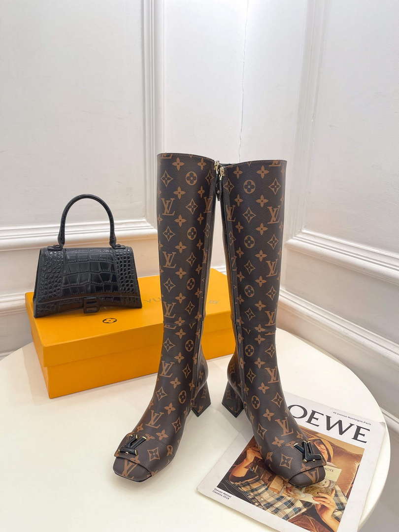 LV 1AB2GK Louis Vuitton Shake Ankle High Boot L77538 - 35 - View 1