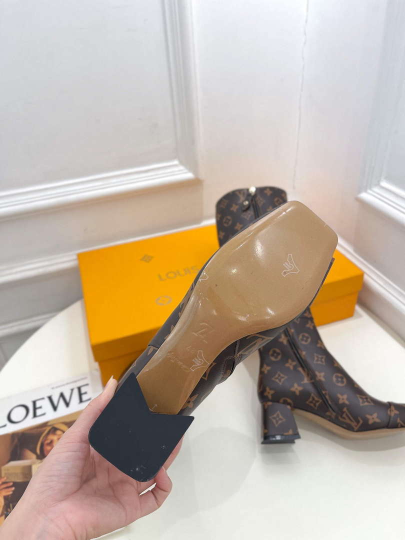 LV 1AB2GK Louis Vuitton Shake Ankle High Boot L77538