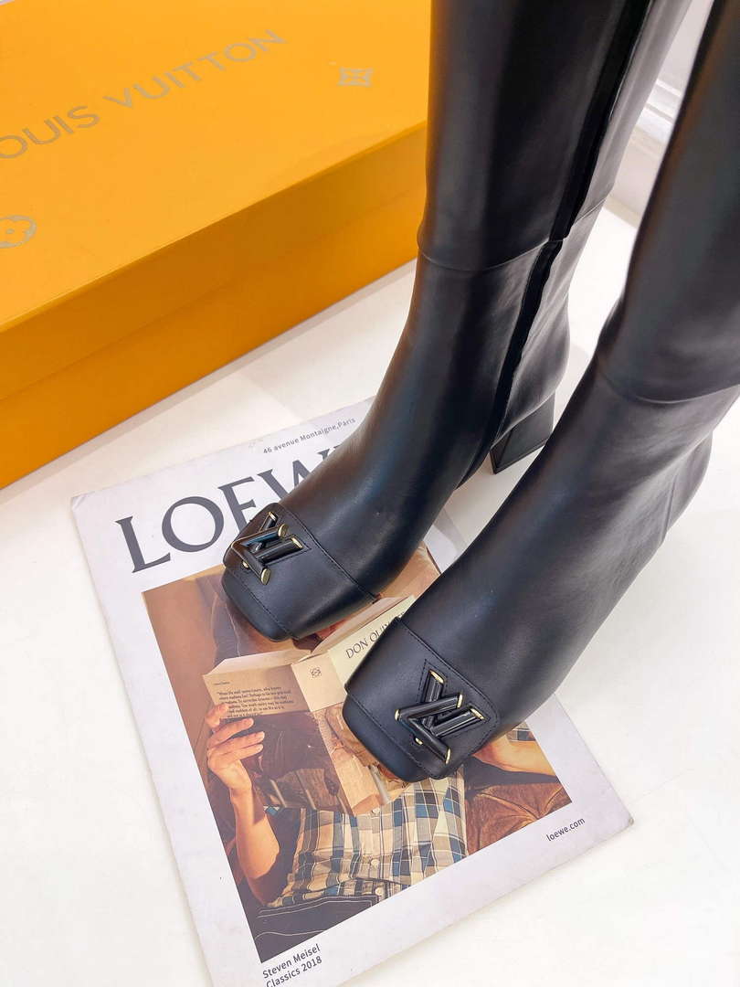 LV 1AB2GK Louis Vuitton Shake Ankle High Boot L77539