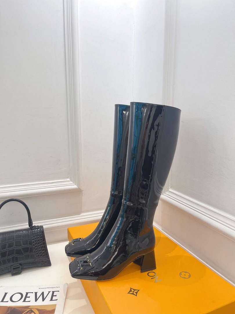 LV 1AB2GK Louis Vuitton Shake Ankle High Boot L77540