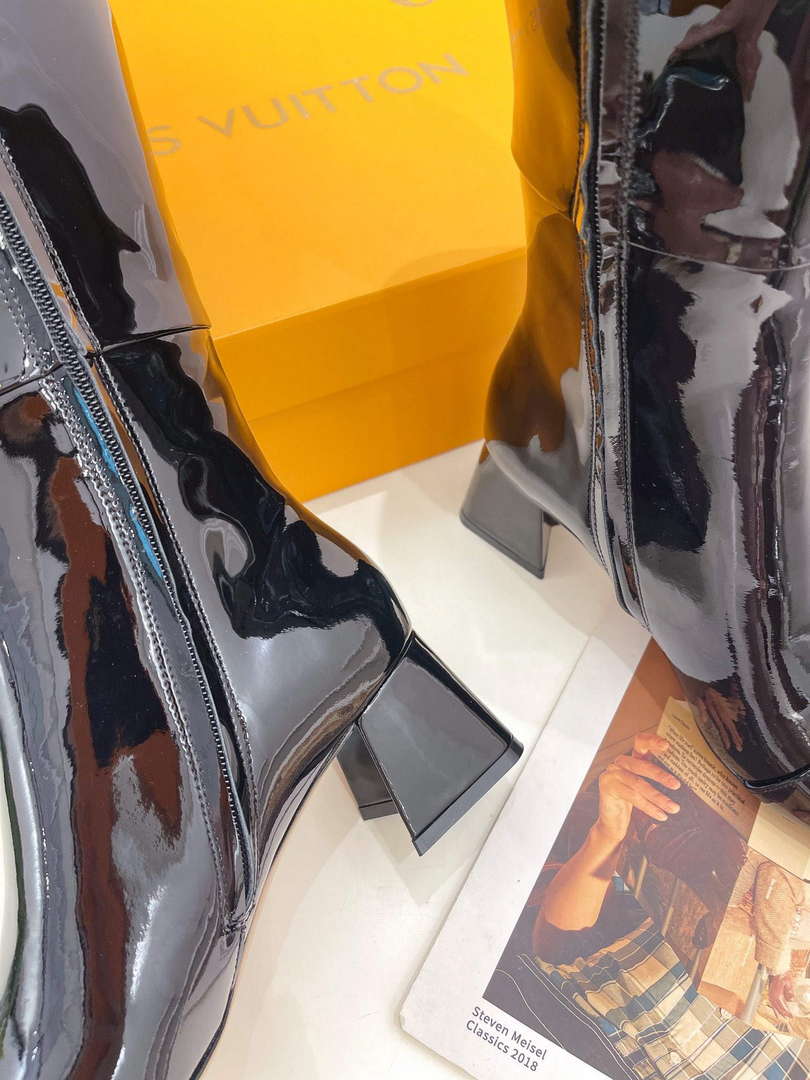 LV 1AB2GK Louis Vuitton Shake Ankle High Boot L77540 - 35 - View 7