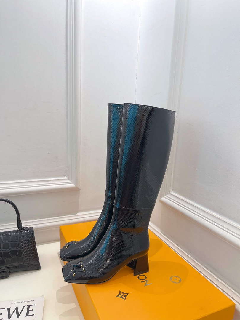 LV 1AB2GK Louis Vuitton Shake Ankle High Boot L77541