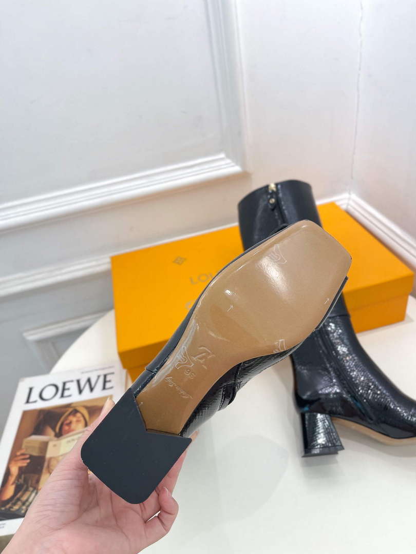 LV 1AB2GK Louis Vuitton Shake Ankle High Boot L77541