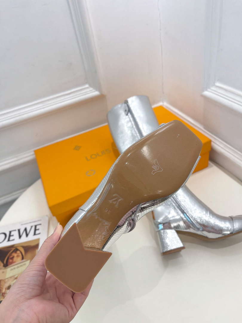 LV 1AB2GK Louis Vuitton Shake Ankle High Boot L77542