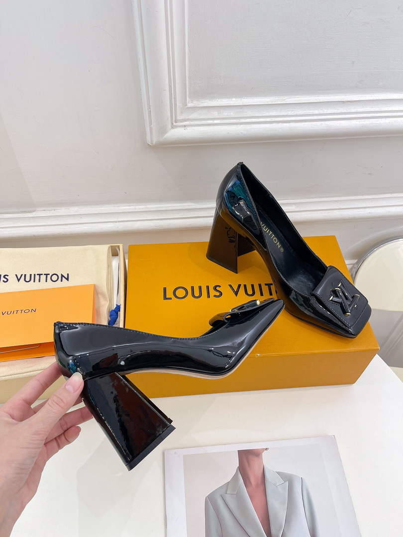 LV 1AB2KH Louis Vuitton Women's Shake Pumps L68247 - 35 - View 2