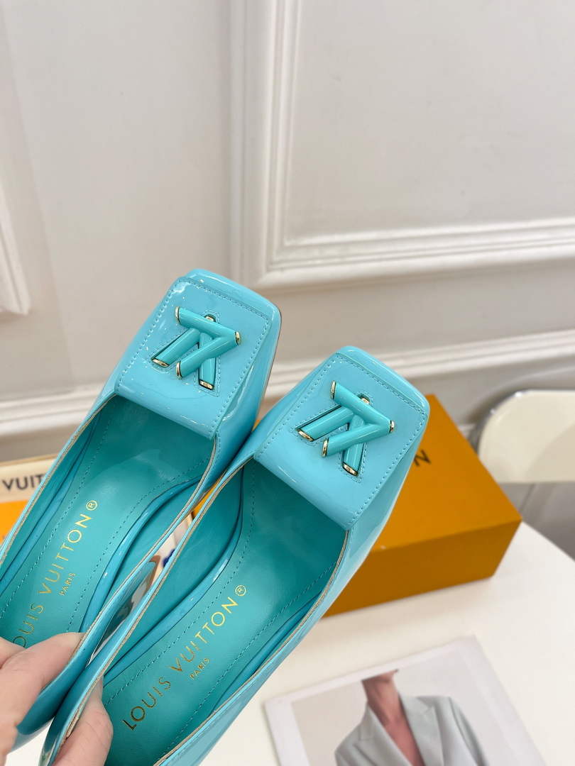LV 1AB2KH Louis Vuitton Women's Shake Pumps L68251