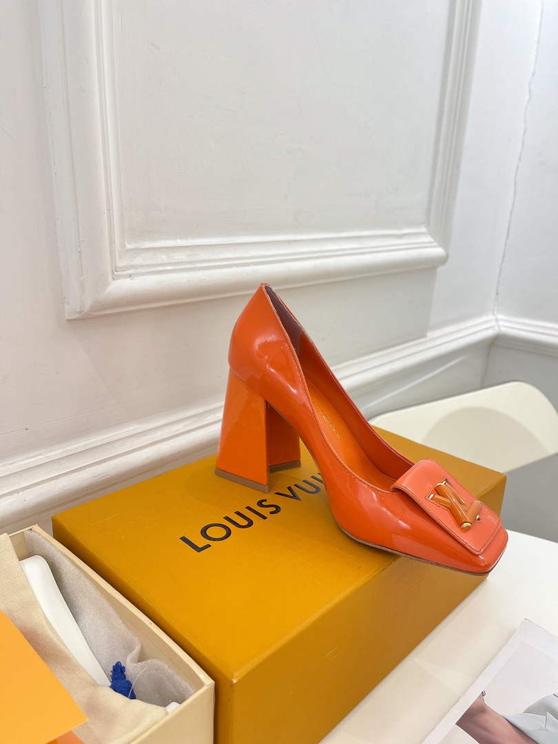 LV 1AB2KH Louis Vuitton Women's Shake Pumps L68252 - 35 - View 4