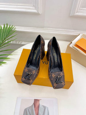 LV 1AB2KH Louis Vuitton Women's Shake Pumps L68253 - 35 - View 1