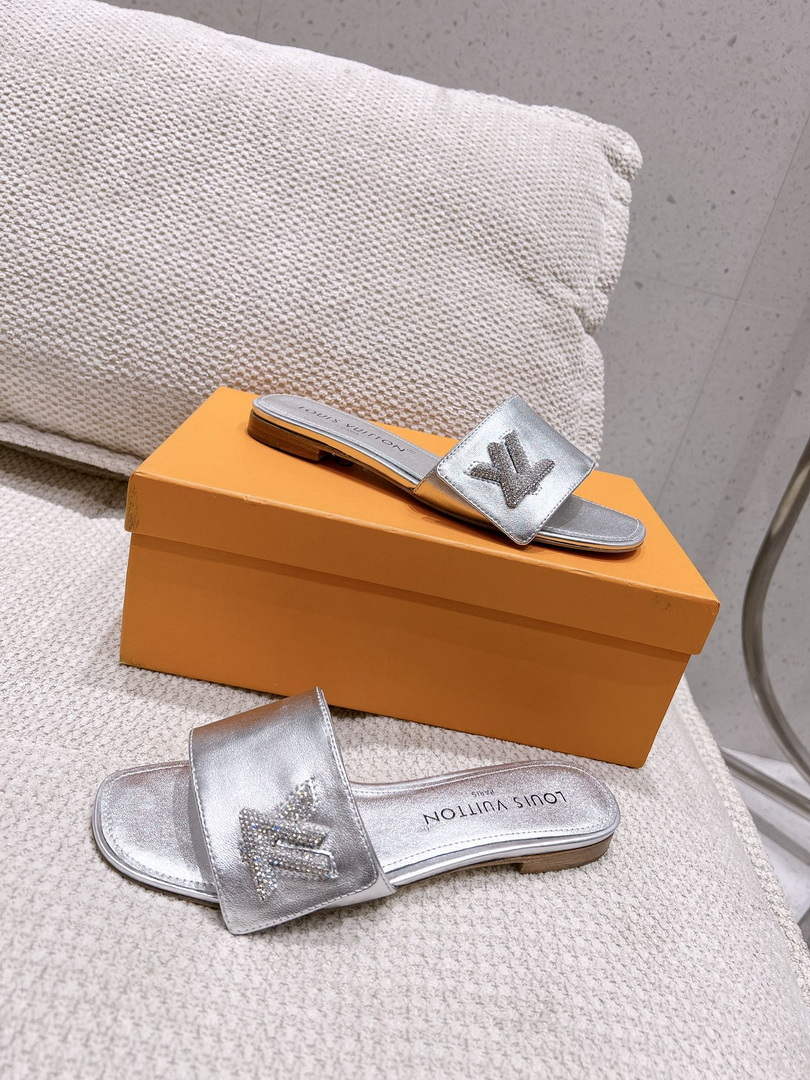 LV 1AB2QQ Louis Vuitton Women's Shake Flat Mule L68270