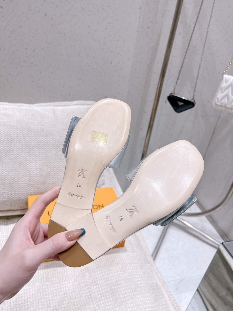 LV 1AB2QQ Louis Vuitton Women's Shake Flat Mule L68270