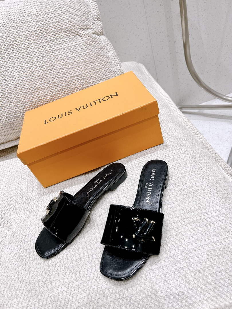 LV 1AB2QQ Louis Vuitton Women's Shake Flat Mule L68272