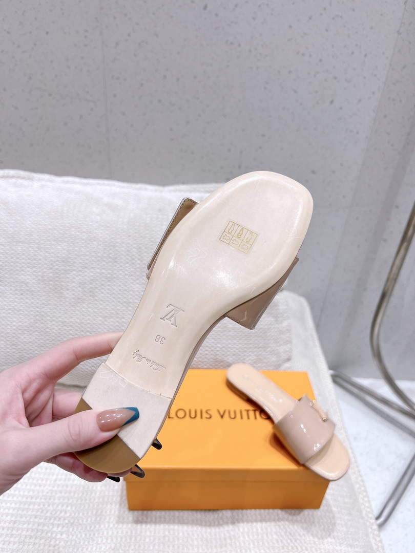 LV 1AB2QQ Louis Vuitton Women's Shake Flat Mule L68275