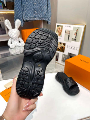 LV 1AB3DL Louis Vuitton Pool 55 Flat Comfort Mules L600733 - 35 - View 9