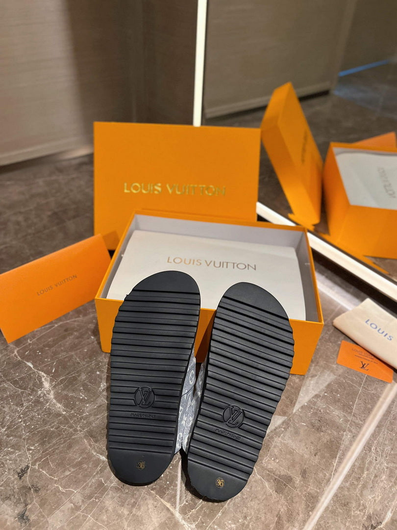 LV 1AB3PU Louis Vuitton LV Cosy Flat Comfort Clogs L99027
