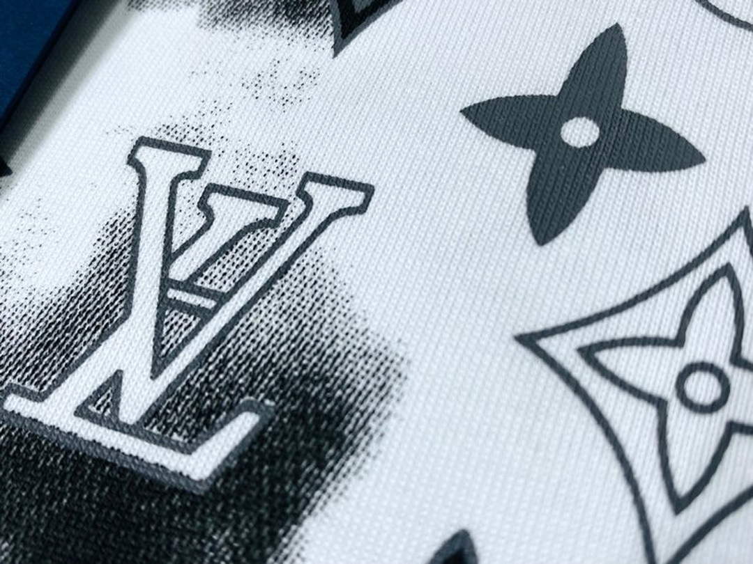 LV 1AB4UM Louis Vuitton Print Cotton Jersey  Men Women's T-shirt L56232