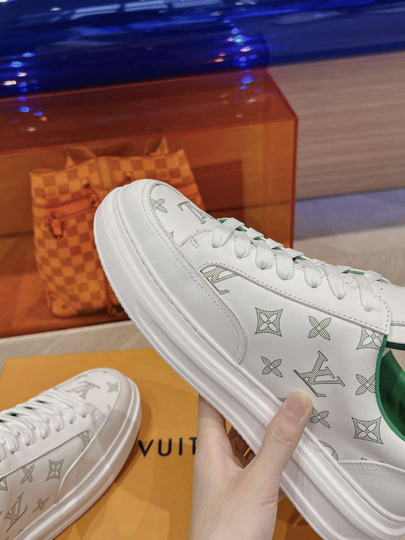 LV 1ABMDP Louis Vuitton Men Beverly Hills Sneaker L62341