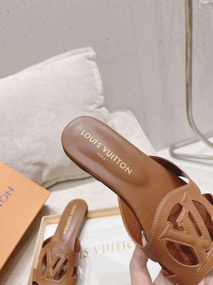 LV 1ABP20 Louis Vuitton LV Isola Flat Mules L66398