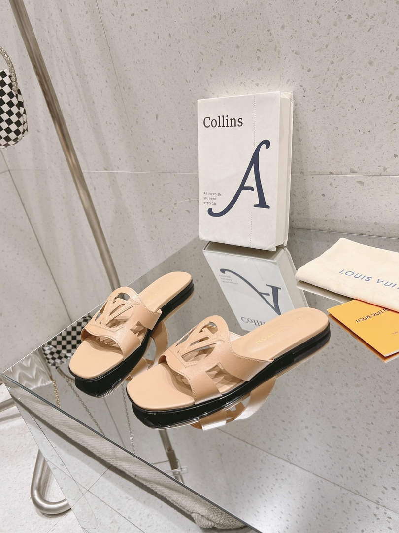 LV 1ABP20 Louis Vuitton LV Isola Flat Mules L66403