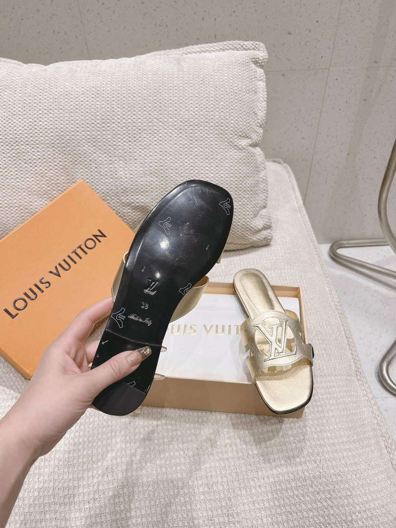 LV 1ABP20 Louis Vuitton LV Isola Flat Mules L66404