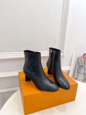 LV 1ABP9I Louis Vuitton Women's Silhouette Ankle Boot L67333 - 35 - View 1