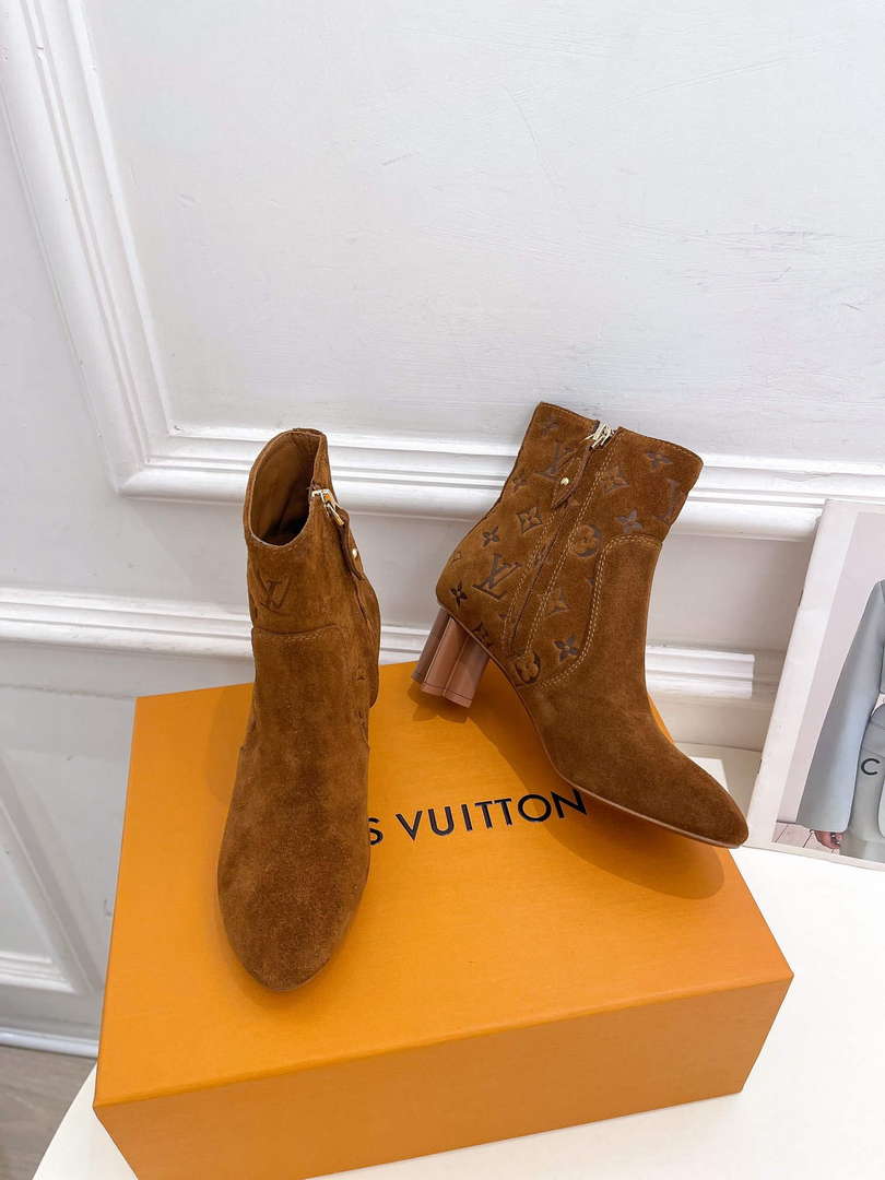 LV 1ABP9I Louis Vuitton Women's Silhouette Ankle Boot L67334