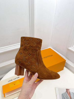 LV 1ABP9I Louis Vuitton Women's Silhouette Ankle Boot L67334 - 35 - View 5