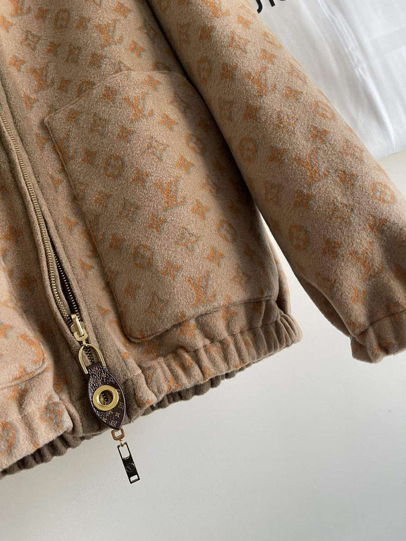LV 1ABTBO Louis Vuitton Reversible 3D Monogram Jacquard Jacket L35820 - S - View 8