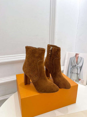 LV 1ABUW2 Louis Vuitton Women's Silhouette Ankle Boot L67331 - 35 - View 1