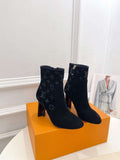 LV 1ABUW2 Louis Vuitton Women's Silhouette Ankle Boot L67332