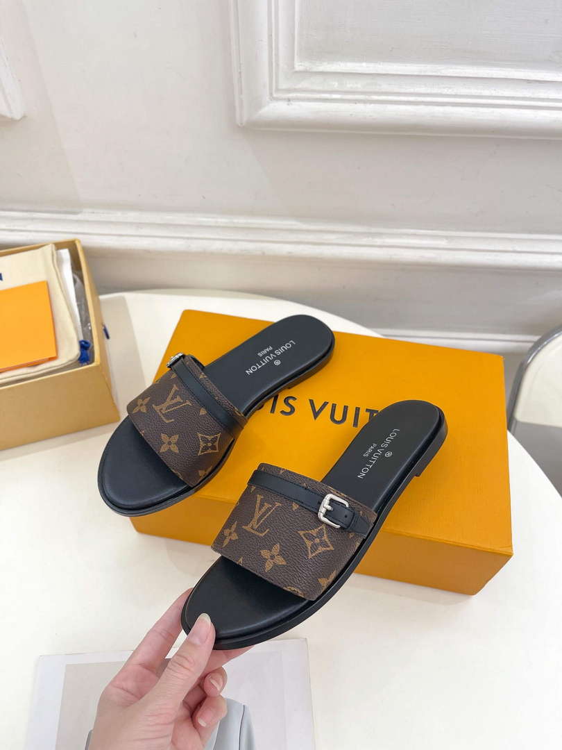 LV 1ABV0K Louis Vuitton Lock It Flat Mule L66279