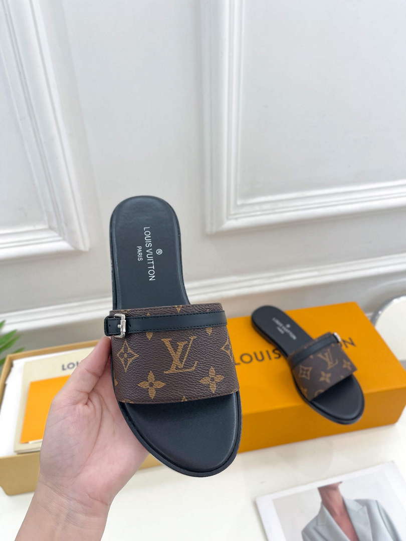 LV 1ABV0K Louis Vuitton Lock It Flat Mule L66279