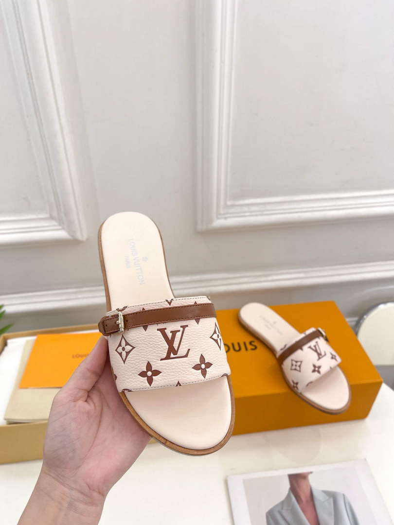 LV 1ABV0K Louis Vuitton Lock It Flat Mule L66280