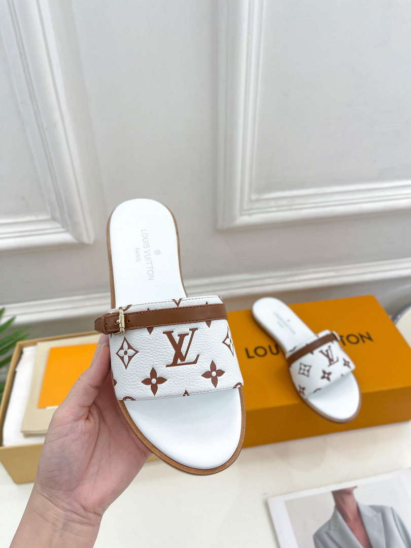 LV 1ABV0K Louis Vuitton Lock It Flat Mule L66281