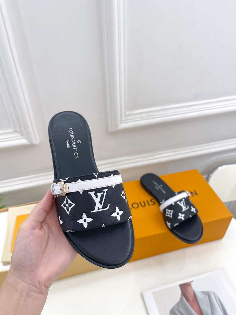 LV 1ABV0K Louis Vuitton Lock It Flat Mule L66282