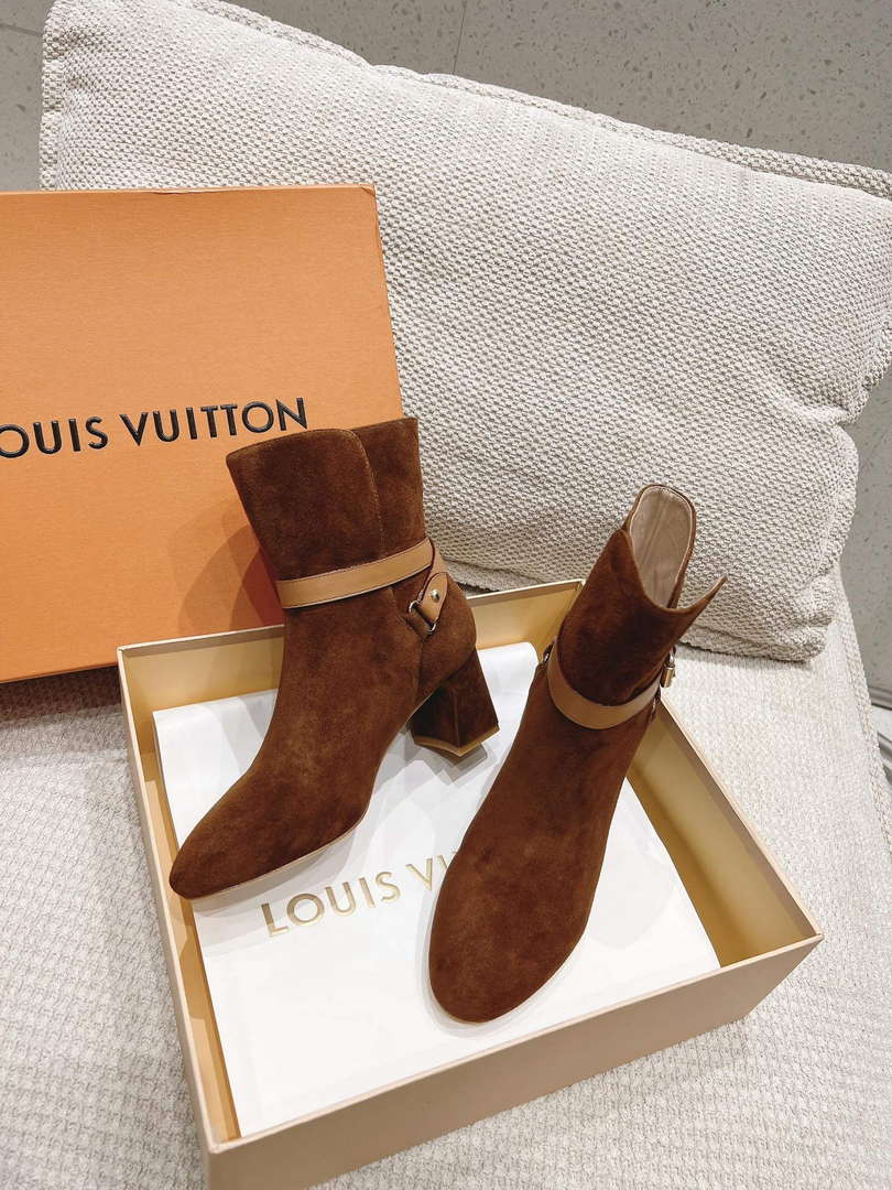 LV 1AC6H3 Louis Vuitton Women's Parisienne Ankle Boot L67324