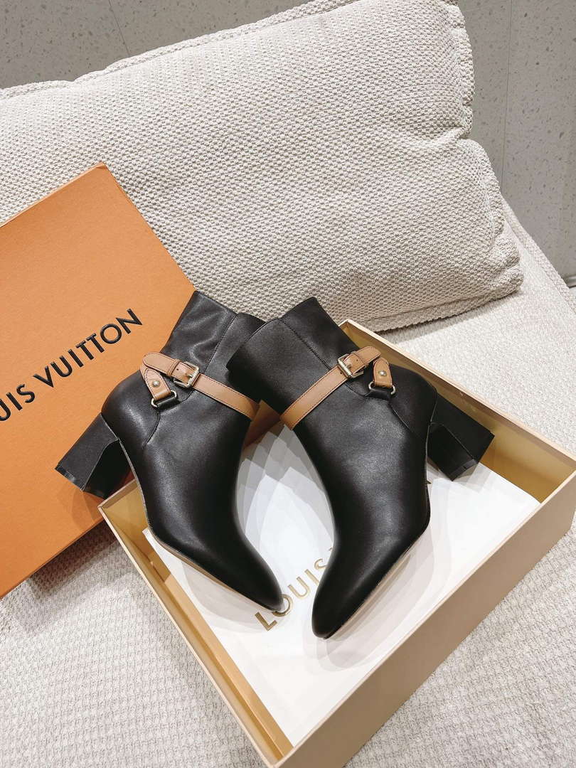 LV 1AC8GO Louis Vuitton Women's Parisienne Ankle Boot L67320