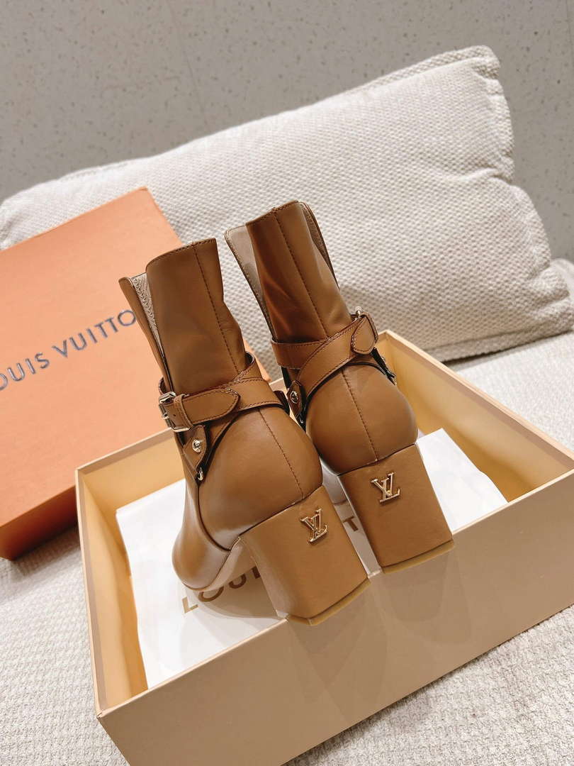 LV 1AC8GO Louis Vuitton Women's Parisienne Ankle Boot L67321