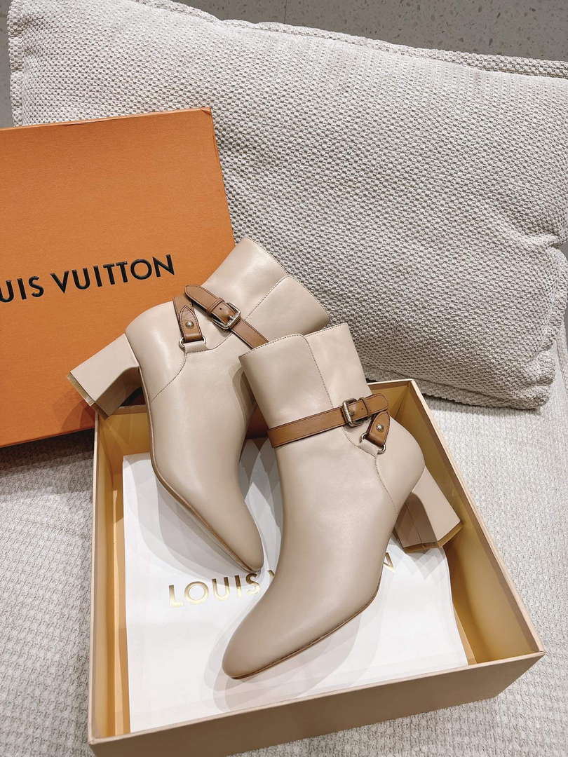 LV 1AC8GO Louis Vuitton Women's Parisienne Ankle Boot L67322