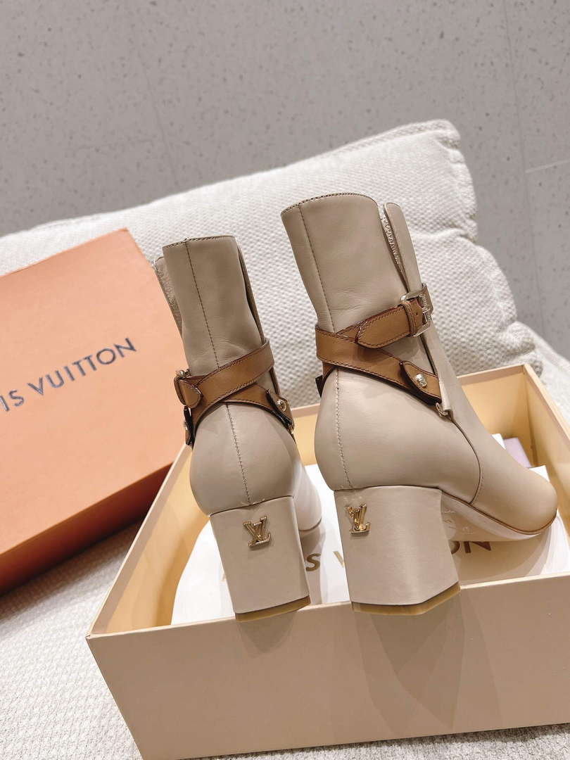 LV 1AC8GO Louis Vuitton Women's Parisienne Ankle Boot L67322