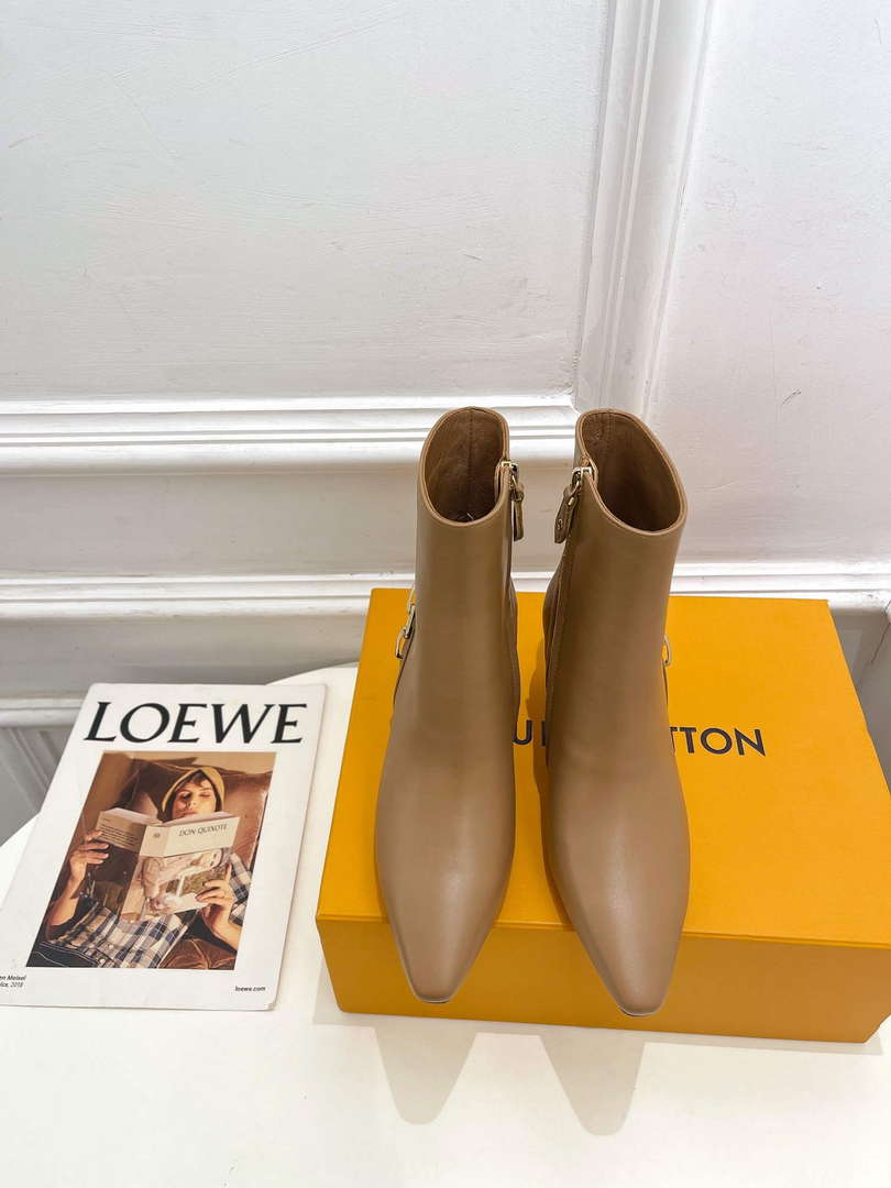 LV 1ACAKQ Louis Vuitton Women's Shoes Sparkle Ankle Boots L75202
