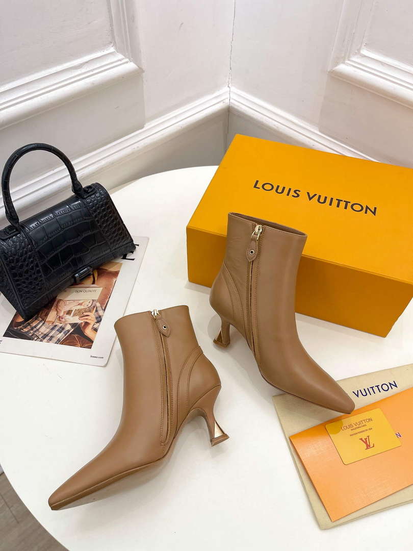 LV 1ACAKQ Louis Vuitton Women's Shoes Sparkle Ankle Boots L75202