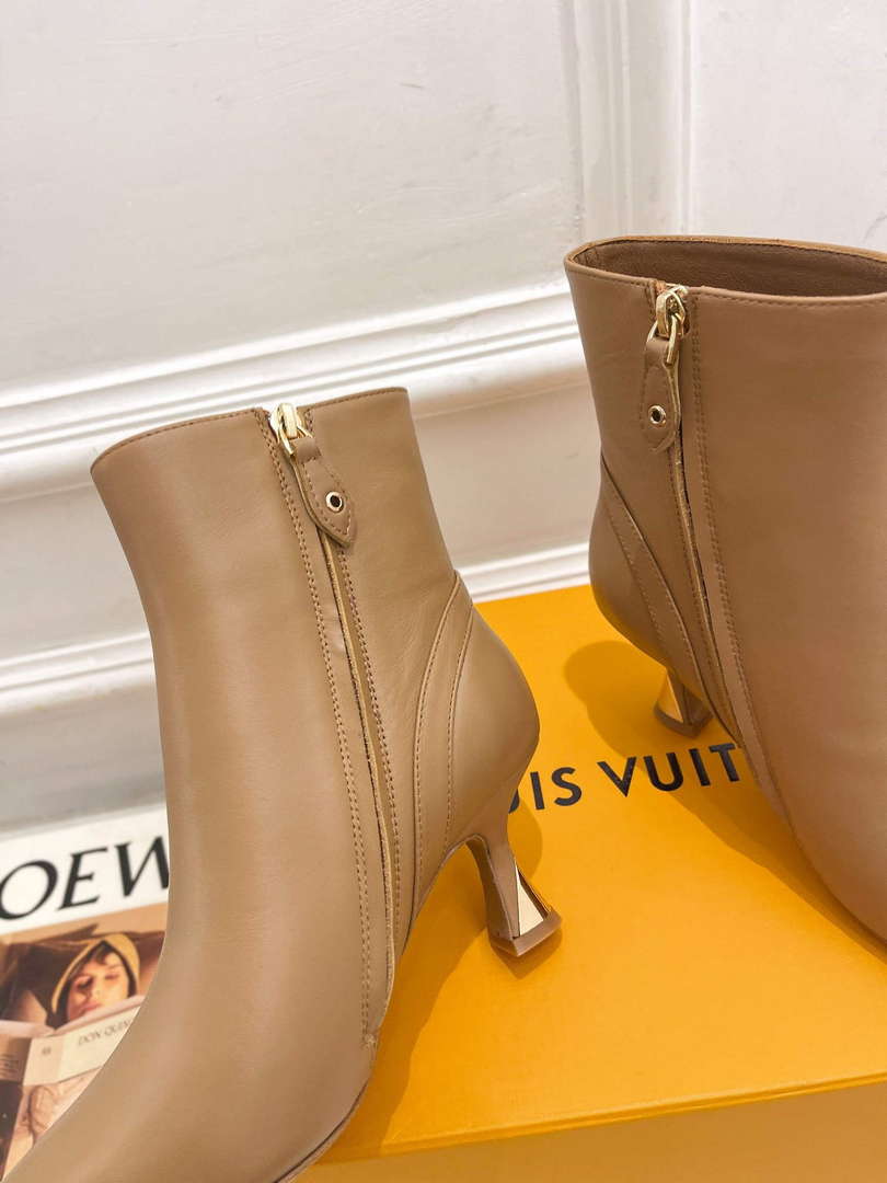 LV 1ACAKQ Louis Vuitton Women's Shoes Sparkle Ankle Boots L75202