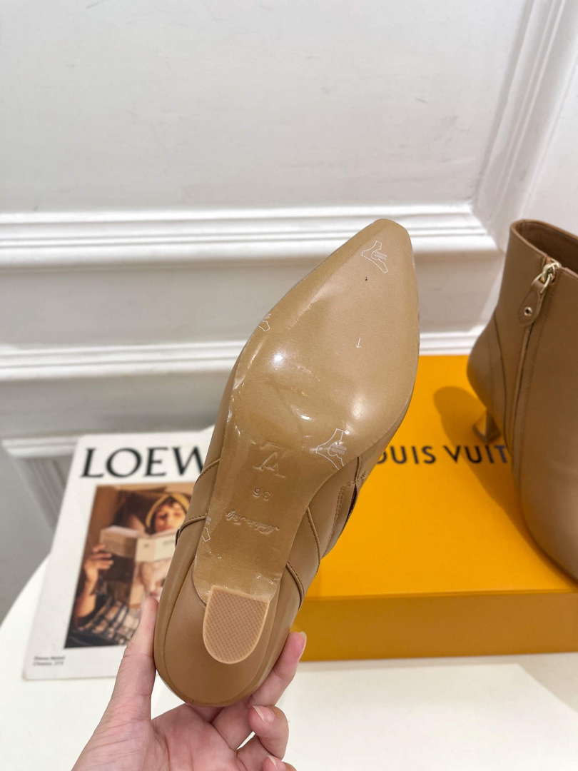 LV 1ACAKQ Louis Vuitton Women's Shoes Sparkle Ankle Boots L75202