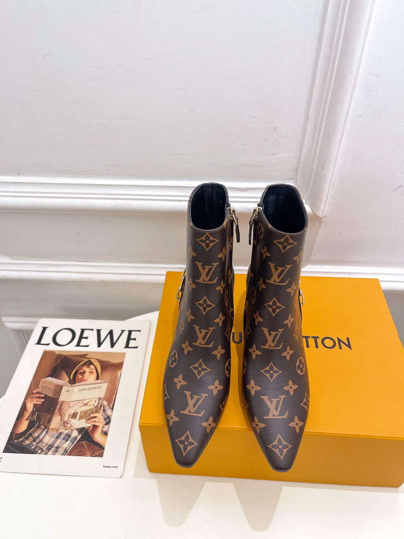 LV 1ACAKQ Louis Vuitton Women's Shoes Sparkle Ankle Boots L75203