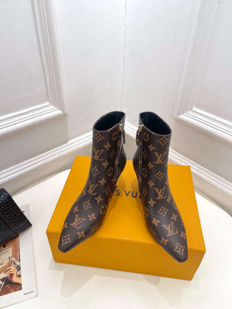 LV 1ACAKQ Louis Vuitton Women's Shoes Sparkle Ankle Boots L75203