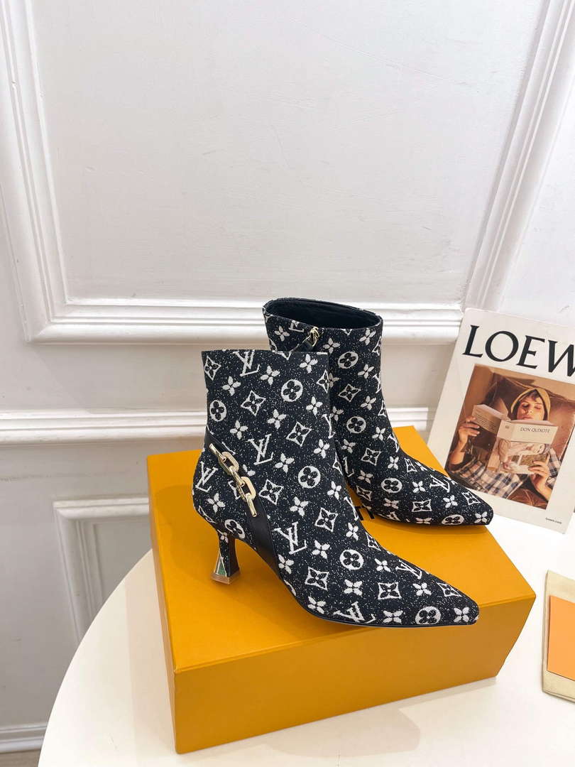 LV 1ACAKQ Louis Vuitton Women's Shoes Sparkle Ankle Boots L75205
