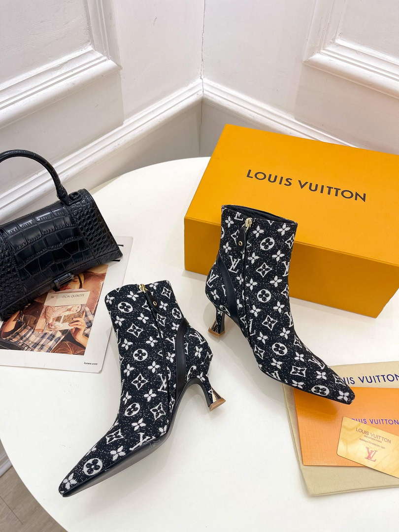 LV 1ACAKQ Louis Vuitton Women's Shoes Sparkle Ankle Boots L75205