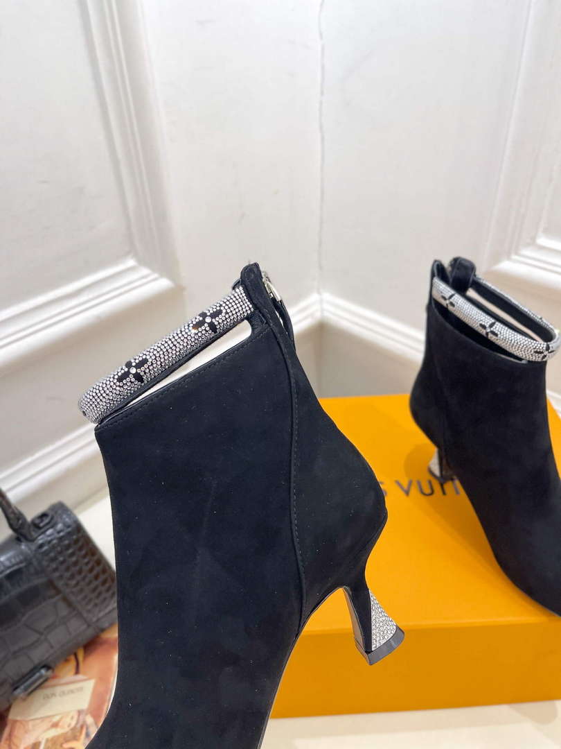 LV 1ACAKQ Louis Vuitton Women's Sparkle Ankle Boot Heel 65mm L75231